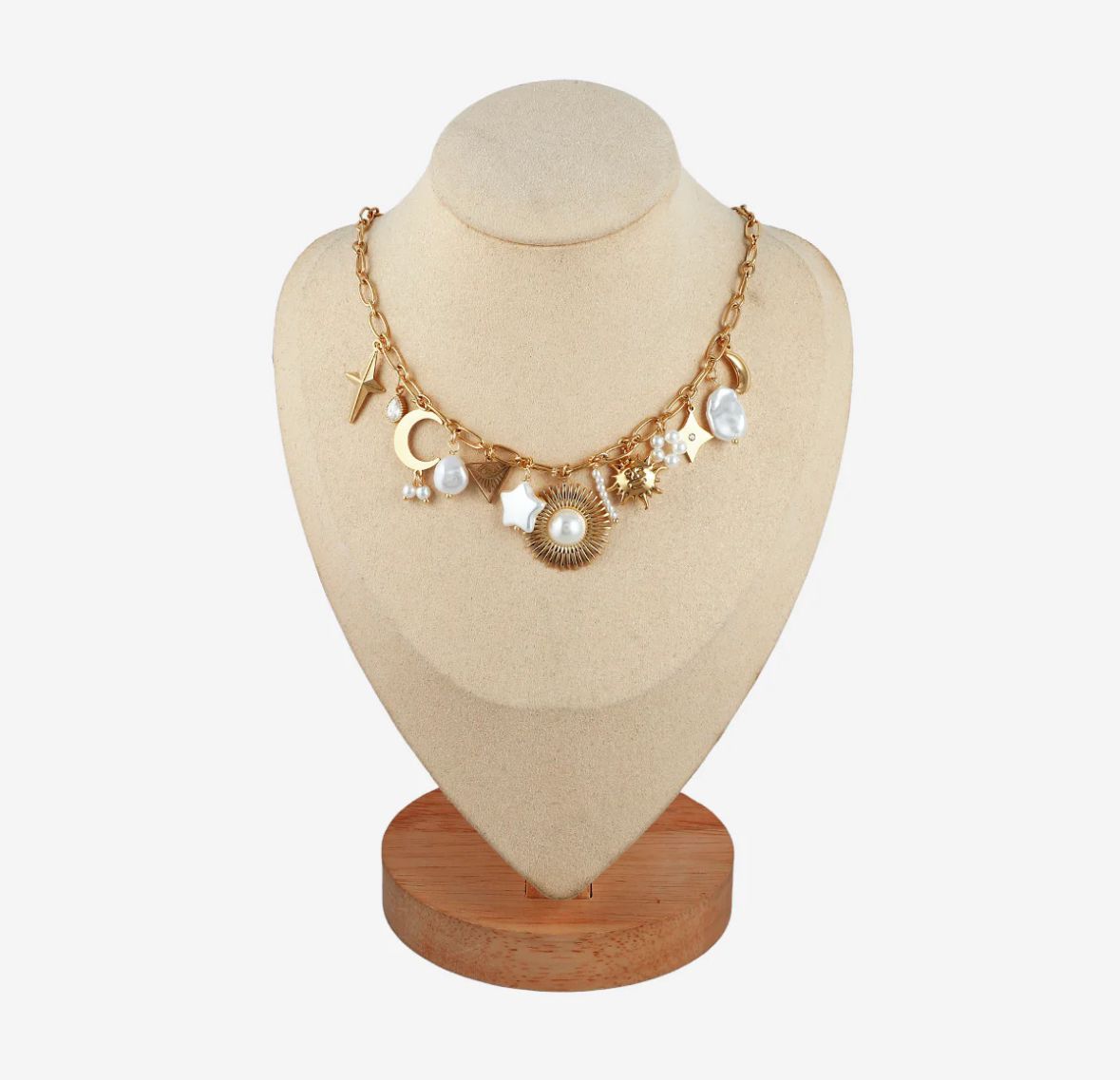 Collier vintage à perles baroques et pendentif d'inspiration céleste